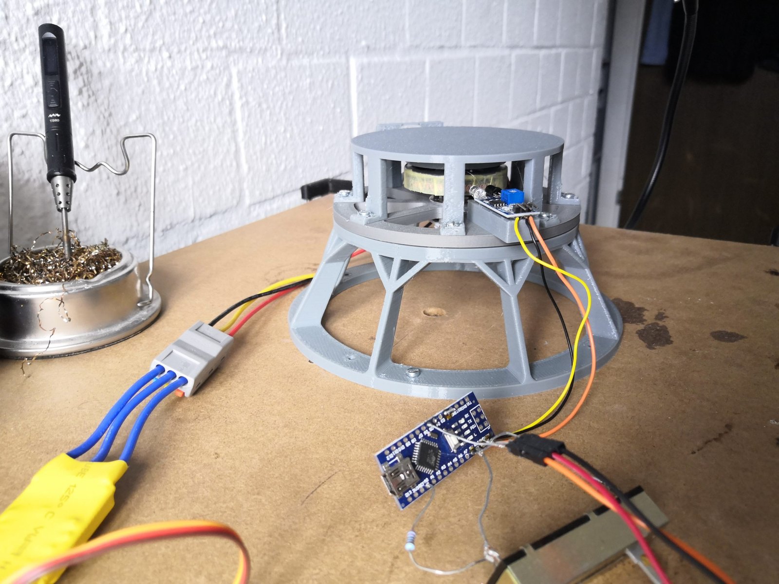 A general-purpose motor test and calibration stand